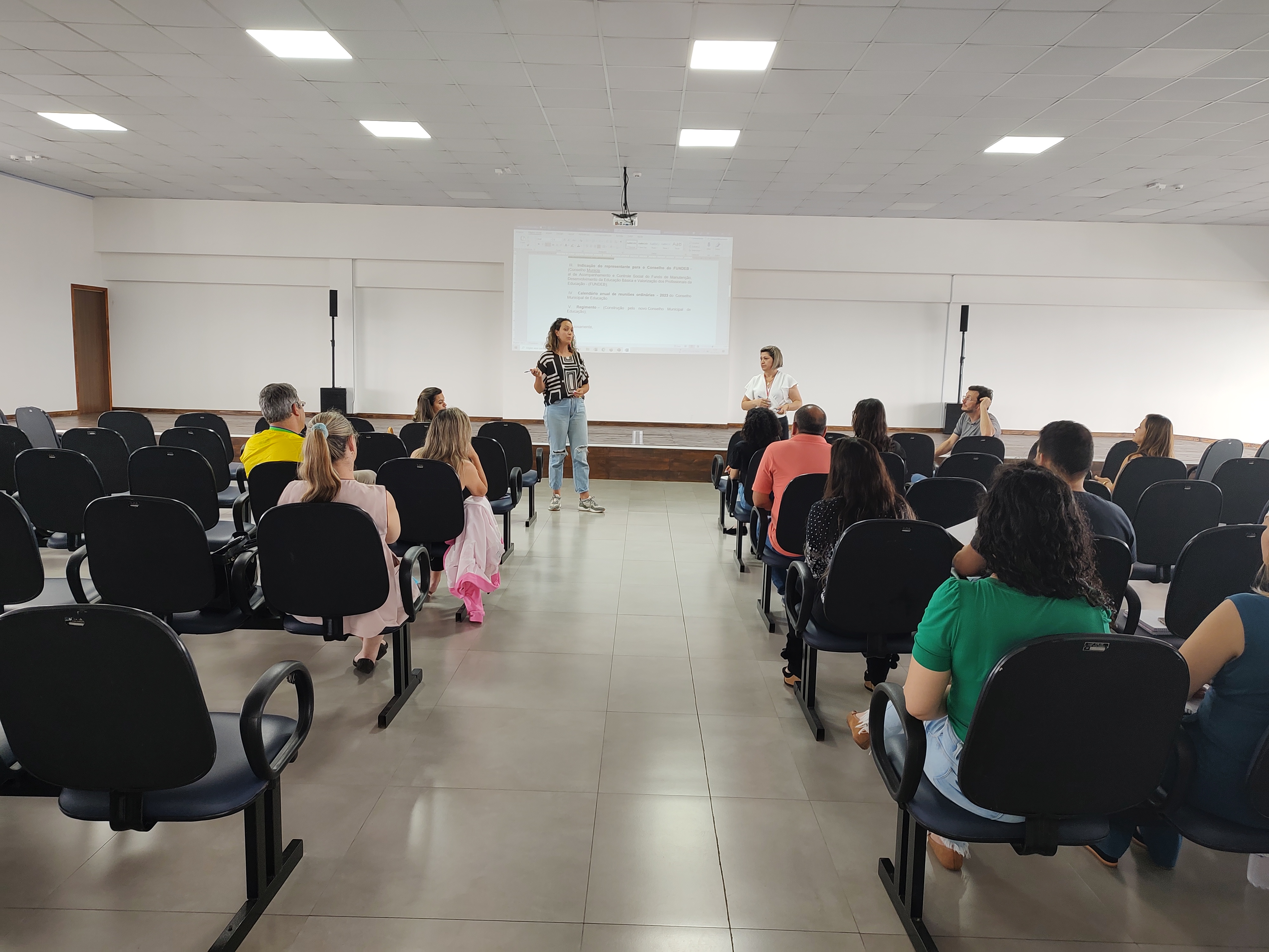 Prefeitura de Colombo realiza 1° reunião do Conselho Municipal de Educação