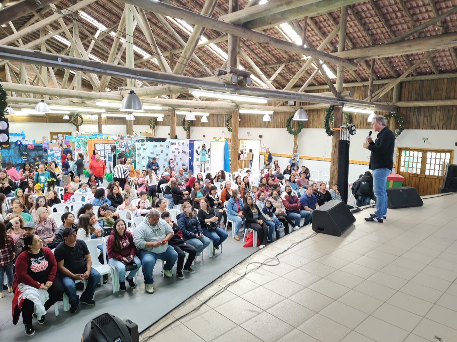 1° Expo Bem Mais Educação de Colombo recebeu milhares de pessoas no final de semana